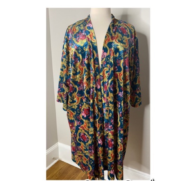 Modcloth Jackets & Blazers - MODCLOTH VELVET KIMONO - size 3x/4x